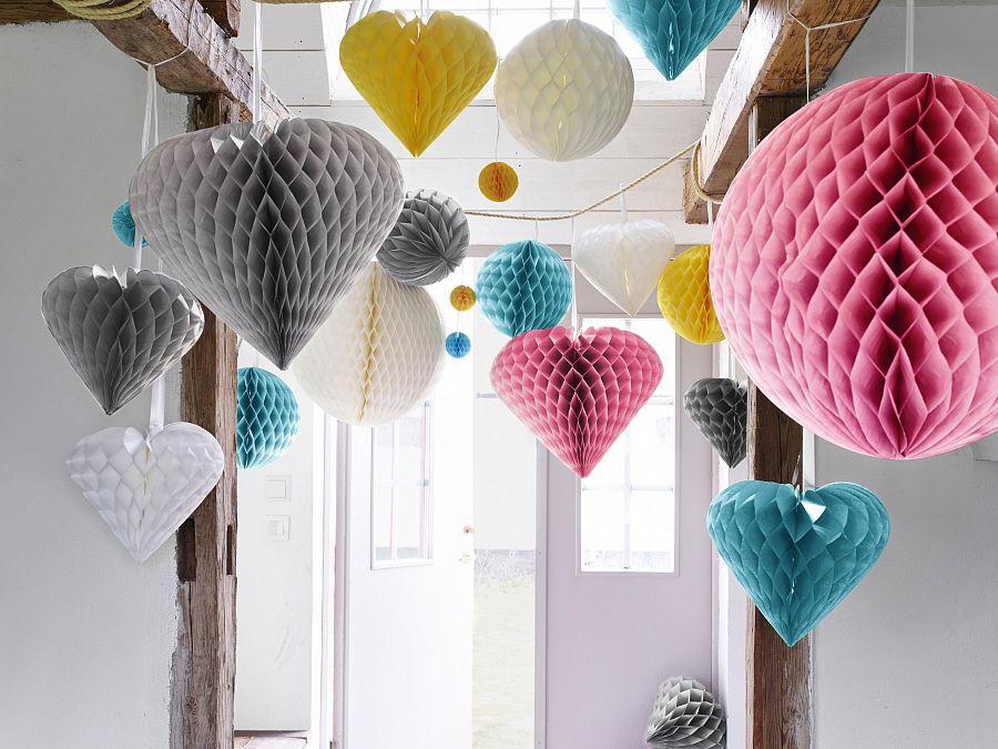 Бумажное украшение соты